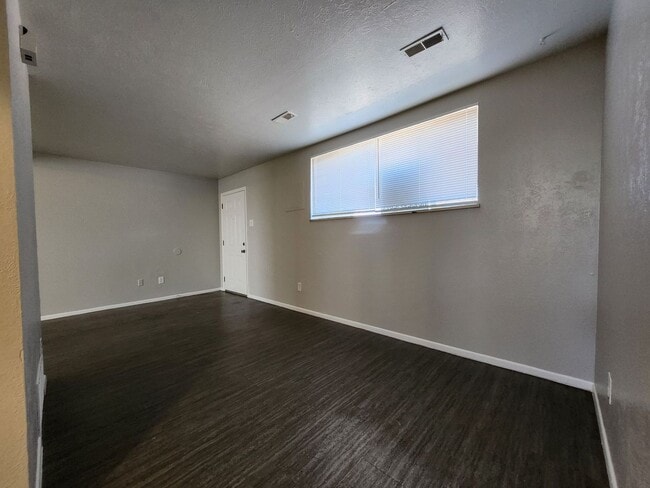 Building Photo - 3501 Baltimore Ave