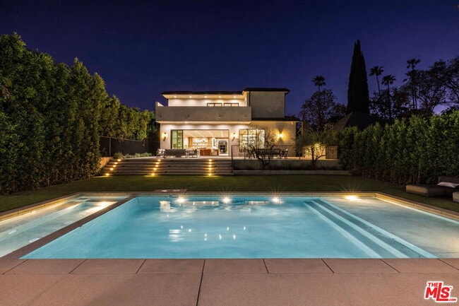 Building Photo - 14273 Greenleaf St