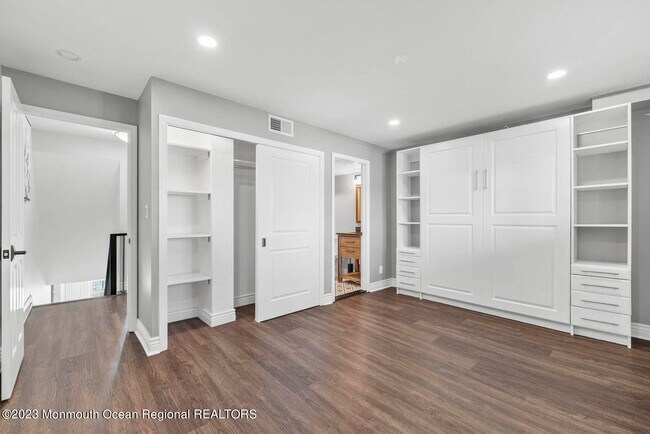 Building Photo - 510 Ocean Ave N