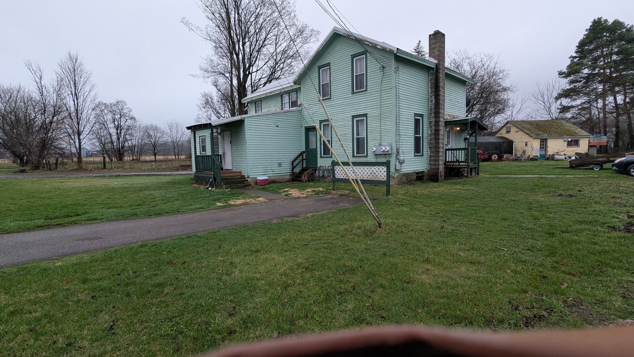 driveway and front porch - 4923 State Route 19 S