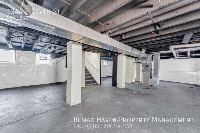 Building Photo - 1344 E 112th St