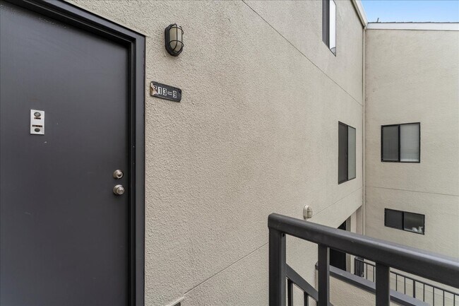 Building Photo - 1 Appian Way