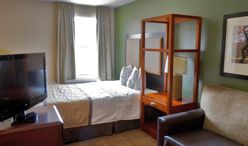 Building Photo - Furnished Studio-Jacksonville - Deerwood Park
