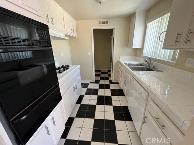 Building Photo - 16211 Fantasia Ln