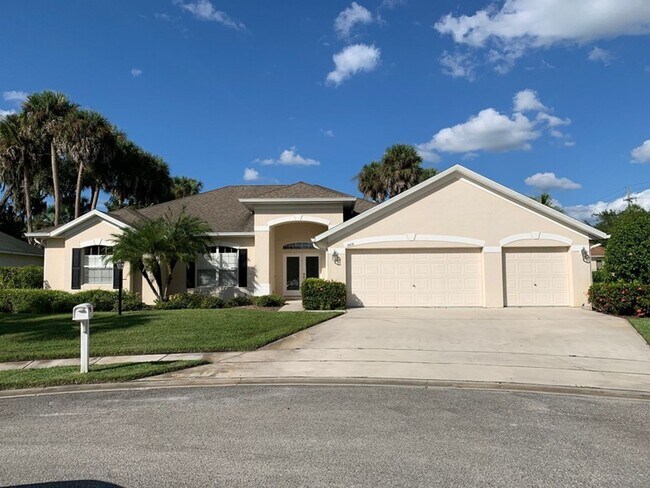 Primary Photo - Gated Community 4 Bedroom 3 Bath on Cul-de...