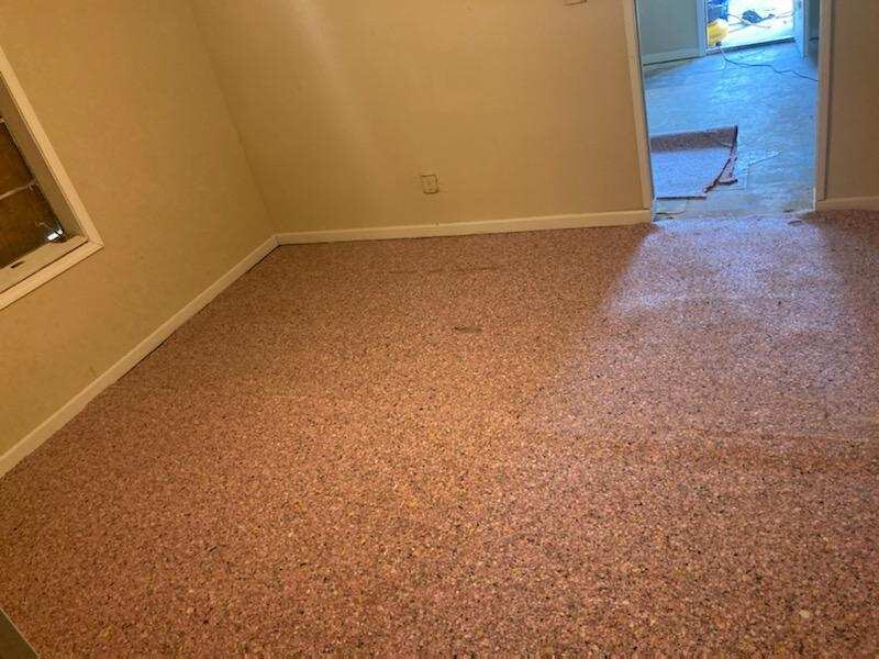 Building Photo - 918 Williams St E