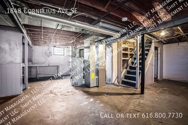 Building Photo - 1848 Cornelius Ave SE