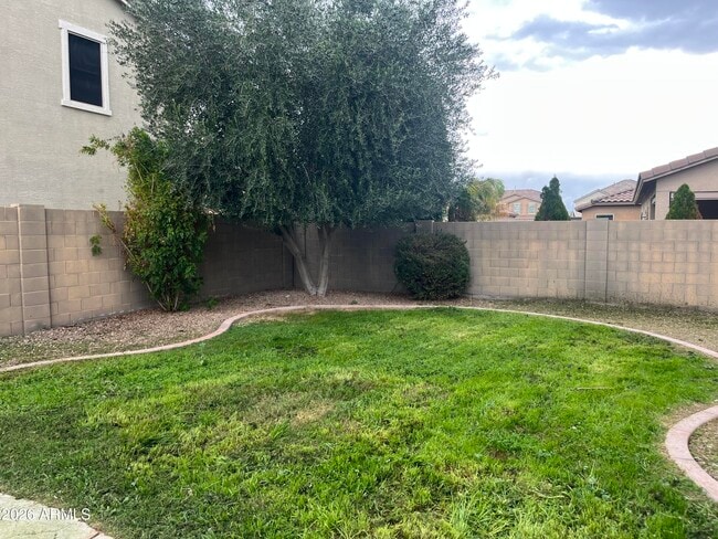 Building Photo - 15728 N 182nd Ln