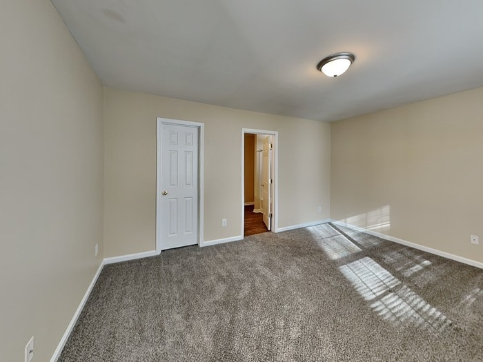 Building Photo - 2921 Deep Cove Dr NW