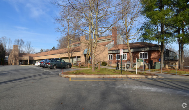Building Photo - Percival Heights