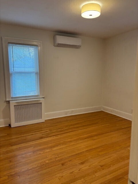 Building Photo - 15 Argyle Ave