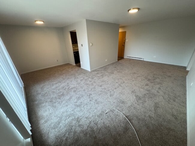 Building Photo - 515 East End Ave