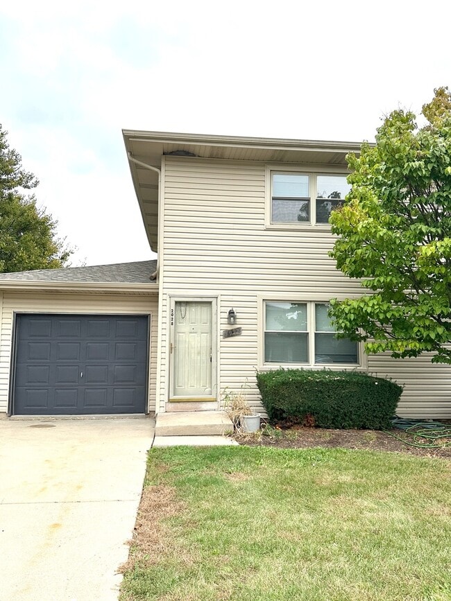 Building Photo - 2028 Kevin Dr