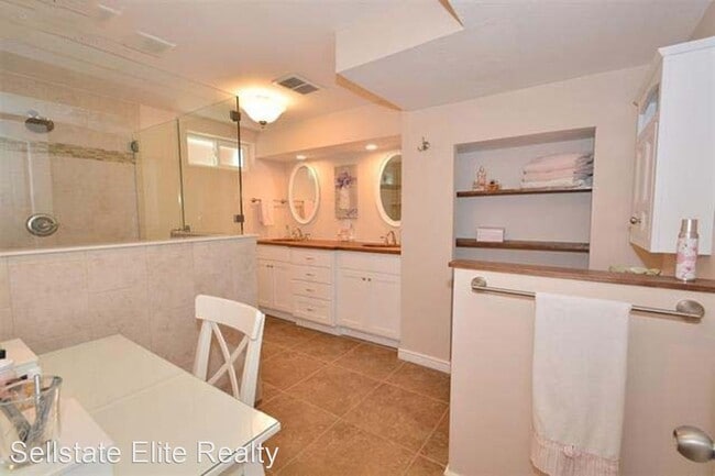 Building Photo - 4 br, 3 bath House - 1622 Marquita Ave