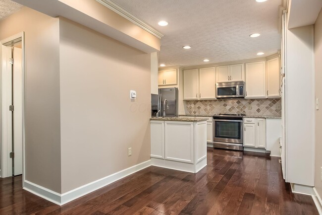 Building Photo - 6881 Erie Ct