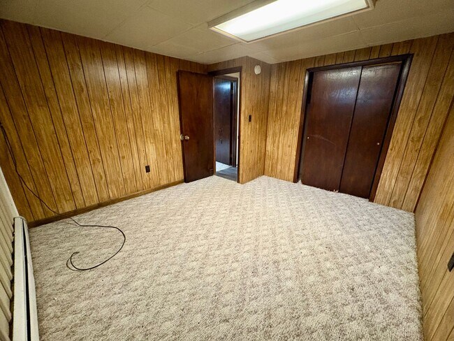 Building Photo - 3630 Colebrook Rd