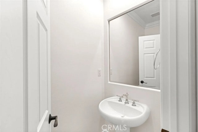 Building Photo - 61 Shade Tree