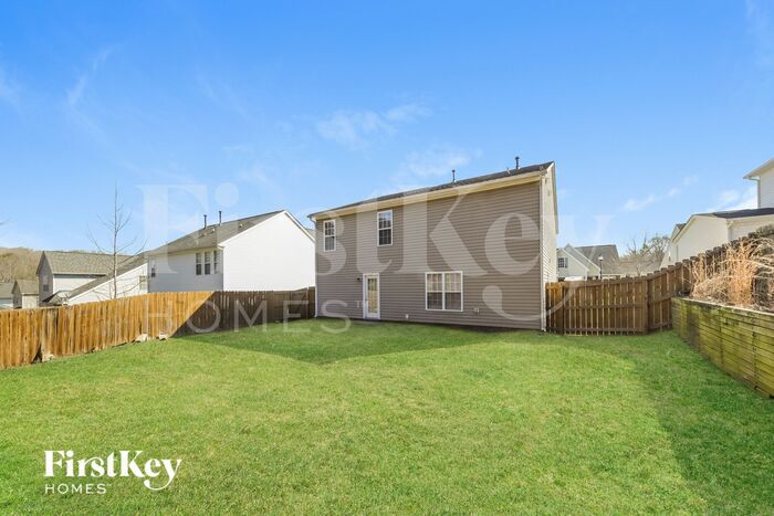 Building Photo - 828 Peachtree Meadows Cir
