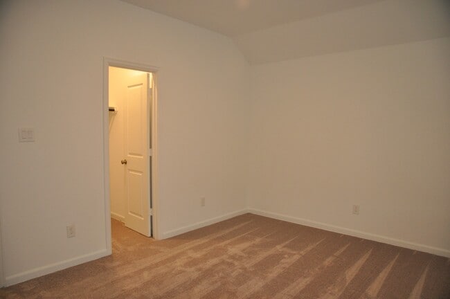 Building Photo - 32327 Melbrooke Dr