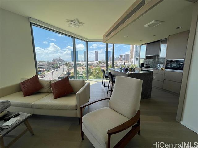 Building Photo - 1000 Auahi St