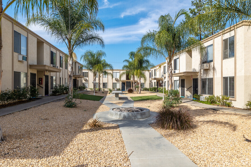 Primary Photo - Mollison Garden Apartments