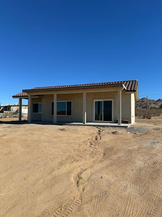 Primary Photo - BRAND NEW PREMIUM APPLE VALLEY HOME