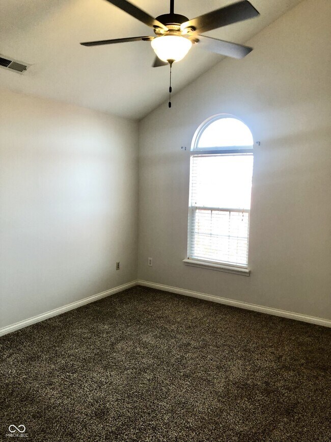 Building Photo - 15324 Mystic Rock Dr