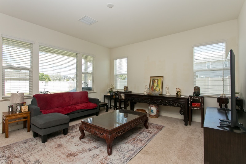 Building Photo - 91-1394-1394 Halili St