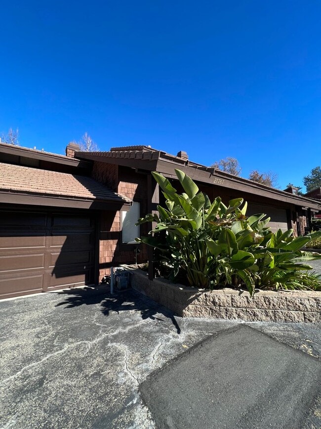 Building Photo - AVAILABLE NOW Highly desired Villa Hermosa...