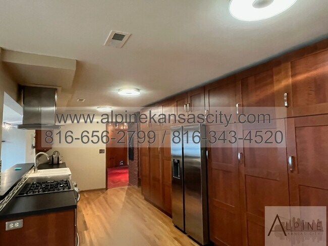 Building Photo - Spacious One Level Home on HUGE LOT!