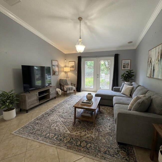 Building Photo - 5574 43rd Ct