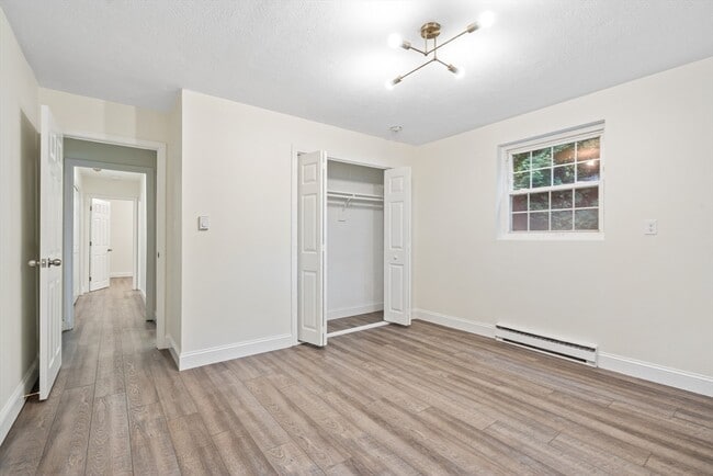 Building Photo - 5 Walker Rd