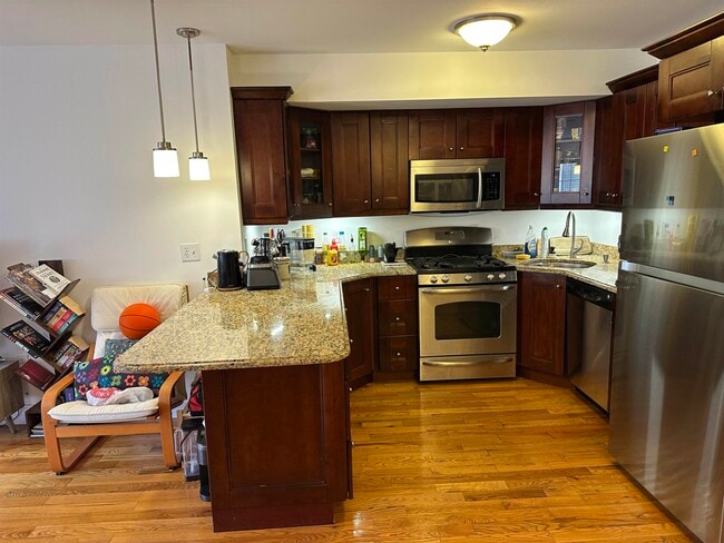 Building Photo - 124 68th St