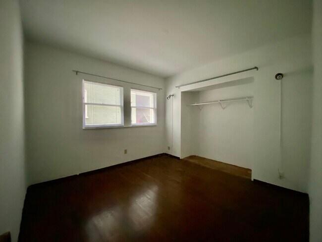 Building Photo - 2364 Hilgard Ave