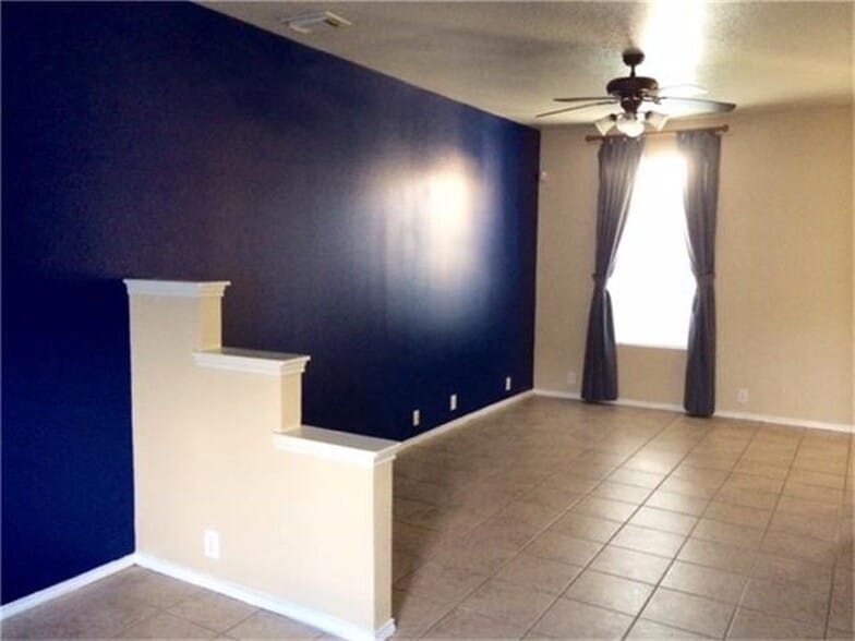 Spacious Living Room - 2810 Legends Crest Drive