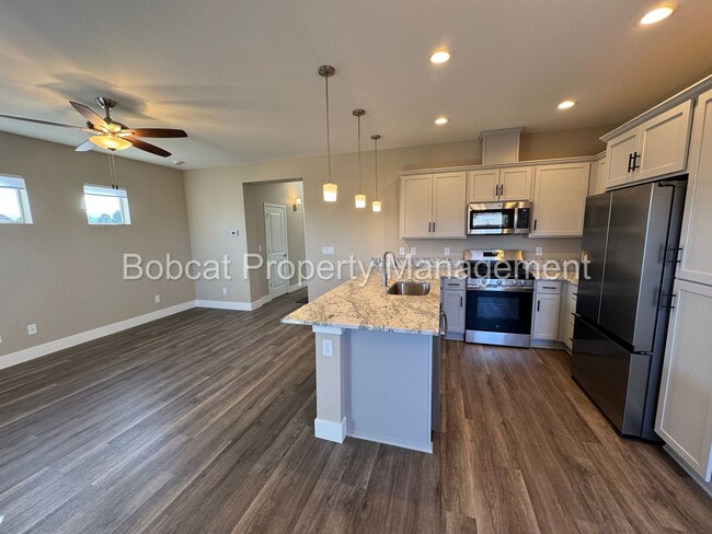 Building Photo - Brand New 3 Bedroom, 2.5 Bath Townhome in ...