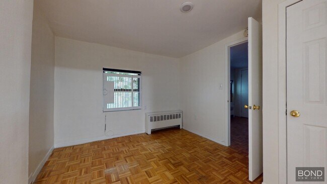 Building Photo - 78 E 3rd St