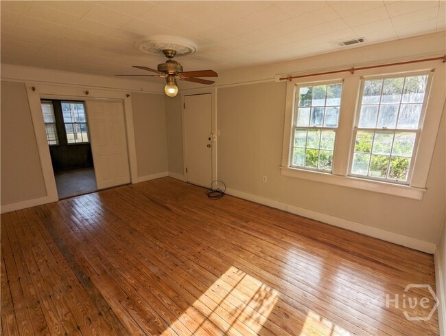 Building Photo - 30 Varnedoe Ave