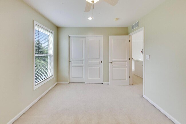 Building Photo - 501 Tuscany Dr