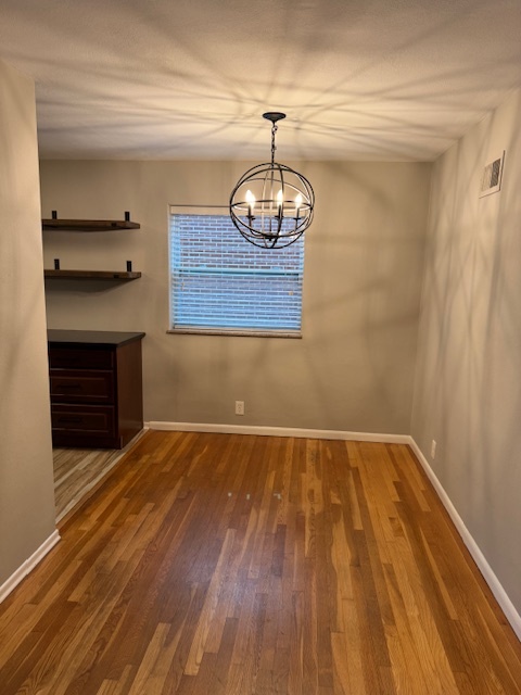 Separate diningroom - 520 Mariedale Dr