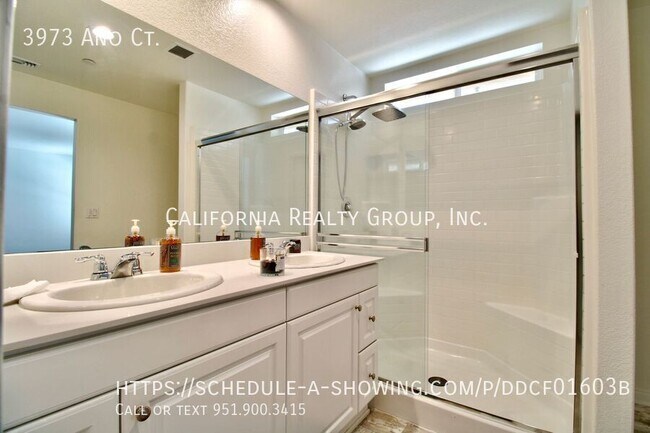 Building Photo - 3973 Ano Ct