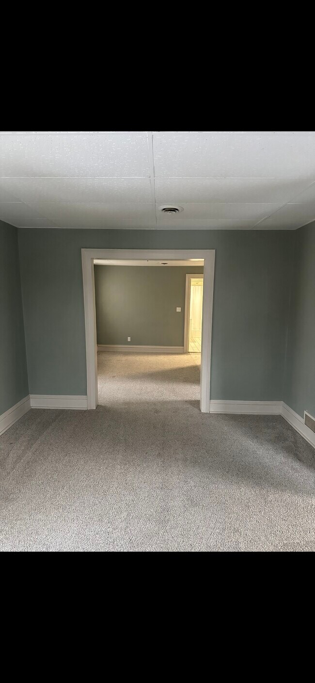 Building Photo - 1329 7th Ave