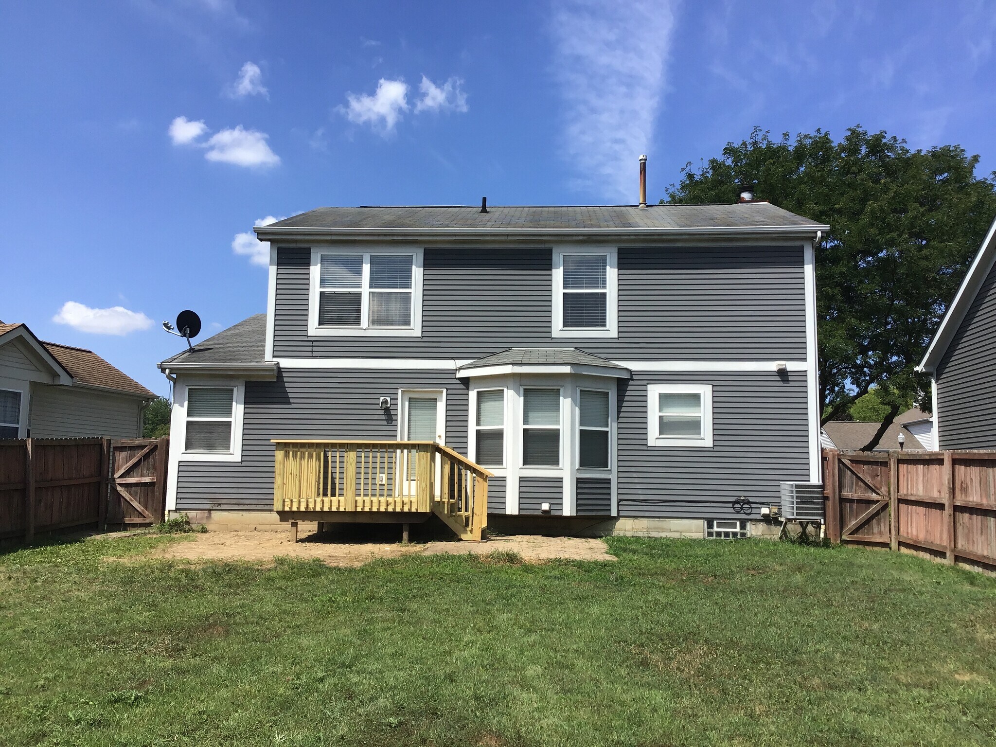 Building Photo - 7366 Murrayfield Dr