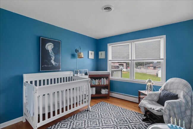 Building Photo - 13715 Dixie Dr