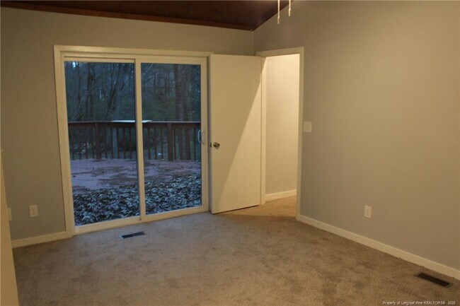 Building Photo - 4440 Briton Cir