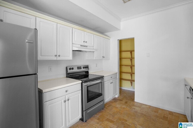Building Photo - 428428 Cambrian Ridge Trail