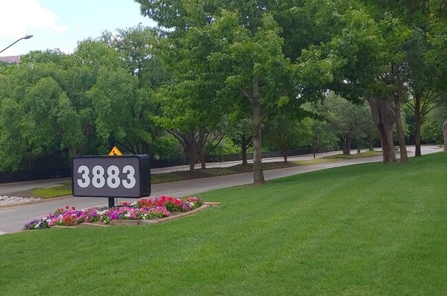 Primary Photo - 3883 Turtle Creek Blvd