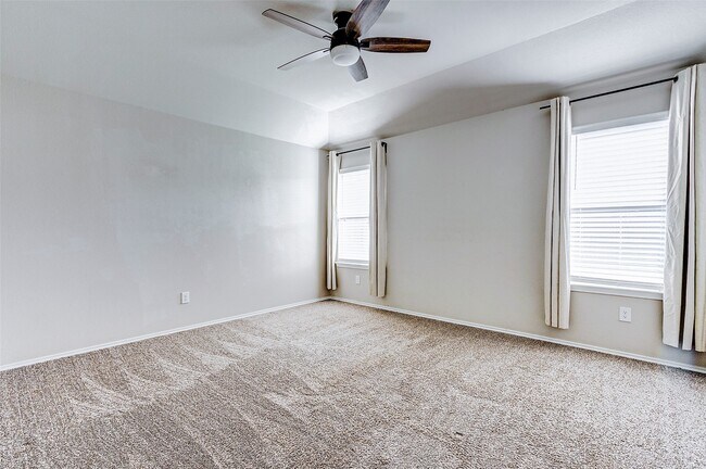 Building Photo - 40454 Red Poppy Ln