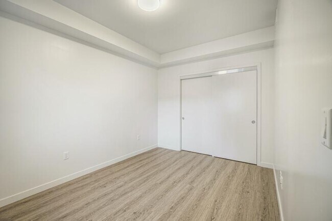 Building Photo - 2124 Bancroft Way