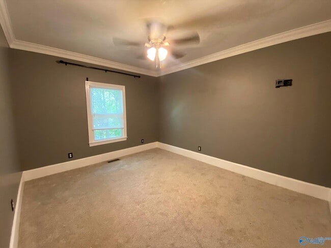 Building Photo - 10103 Shadow Wood Dr SE